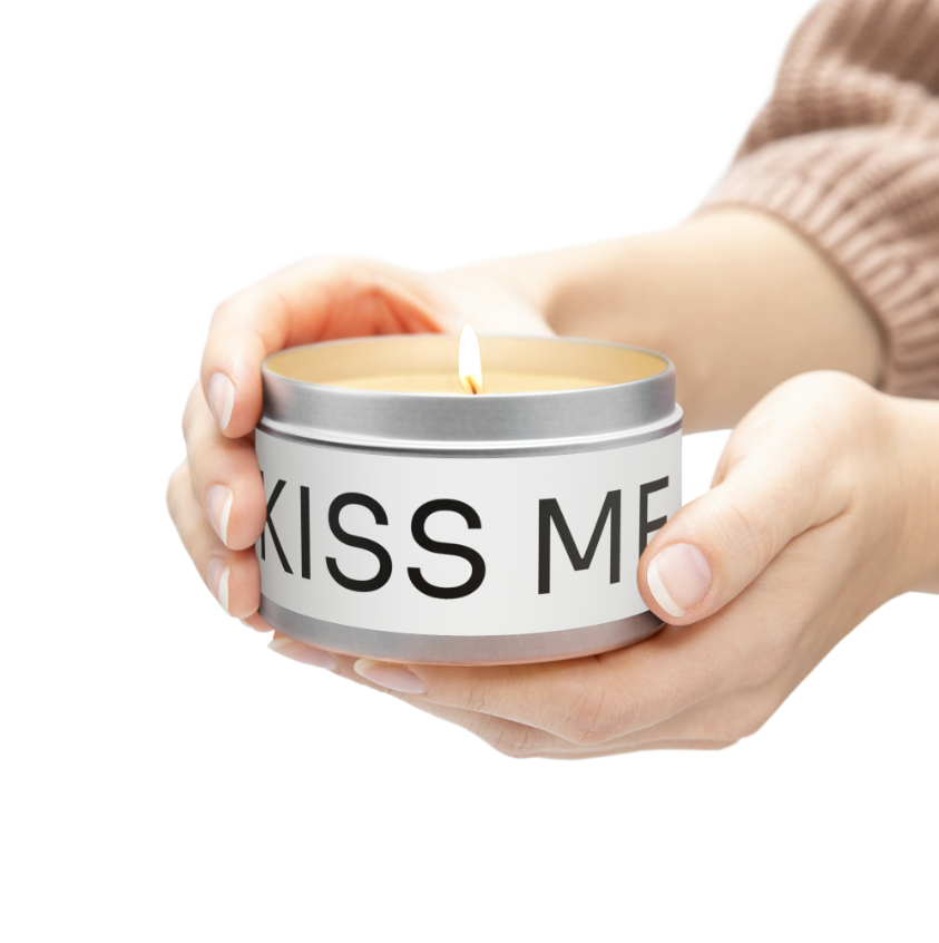 KISS ME Tin Candle